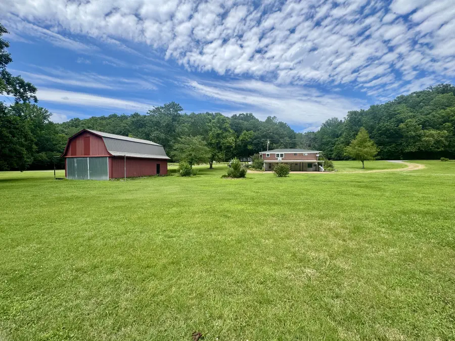 1921 Lick Creek Rd, Linden, TN 37096 - #2
