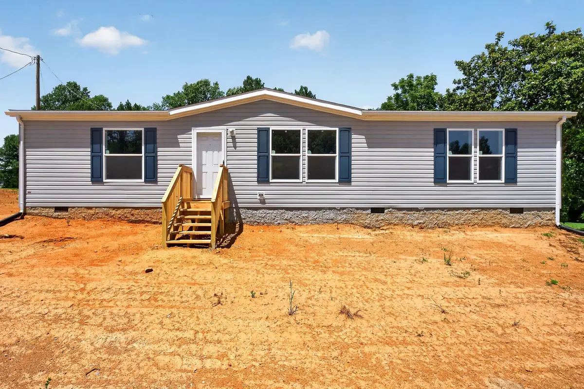 477 Salem Rd, McMinnville, TN 37110 - #1