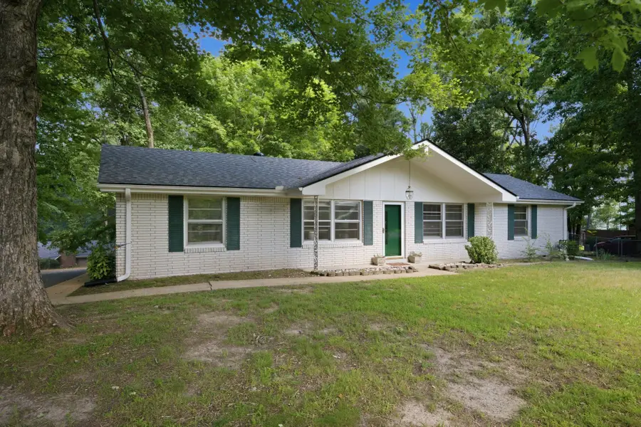 304 Cedarview Dr, Dickson, TN 37055 - #2