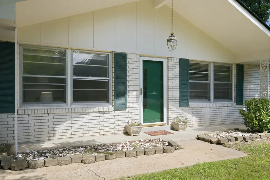 304 Cedarview Dr, Dickson, TN 37055 - #3