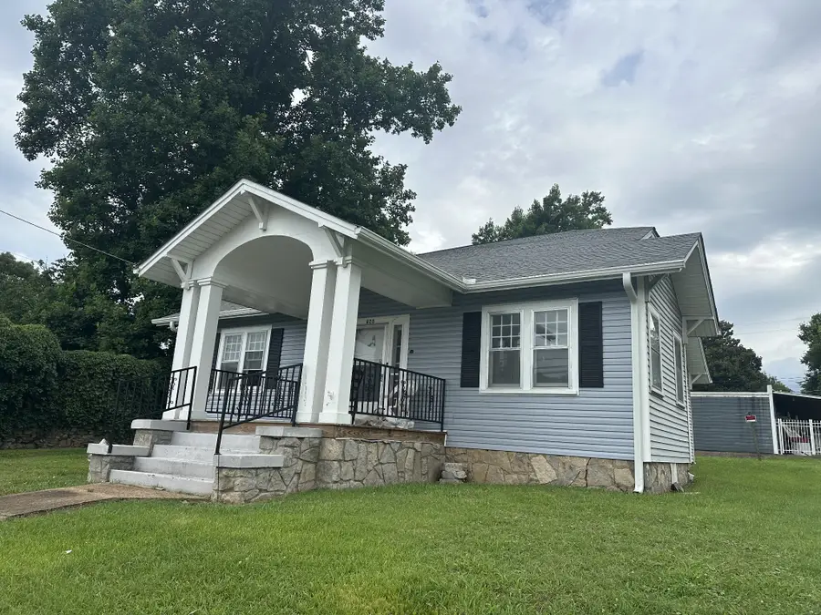 626 S 1st St, Pulaski, TN 38478 - #2