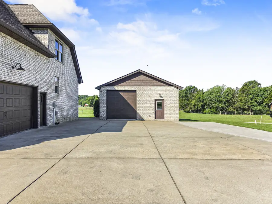 3070 Se Tater Peeler Rd, Lebanon, TN 37090 - #3