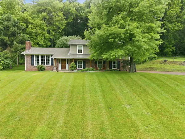104 Fairview Drive, Mount Pleasant, TN 38474