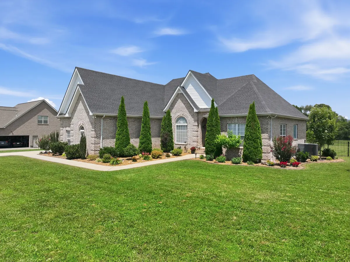 72 Lancaster St, Hillsboro, TN 37342 - #1