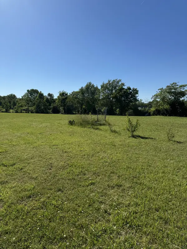 4602 Washington Rd, Greenbrier, TN 37073