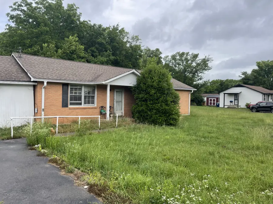 117 Center St, La Vergne, TN 37086 - #3
