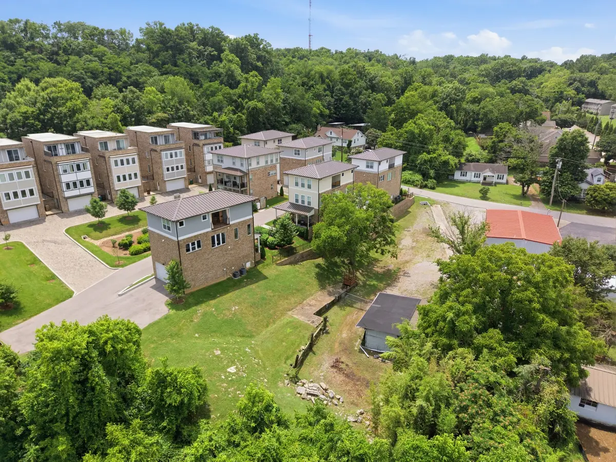 105 Demoss Rd, Nashville, TN 37209 - #1
