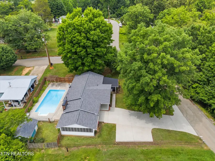 513 Smokey Drive, Loudon, TN 37774 - #2