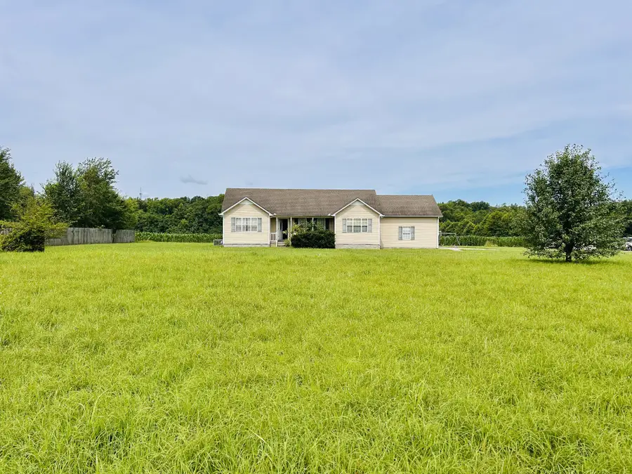 183 Grosch Dr, Manchester, TN 37355 - #2