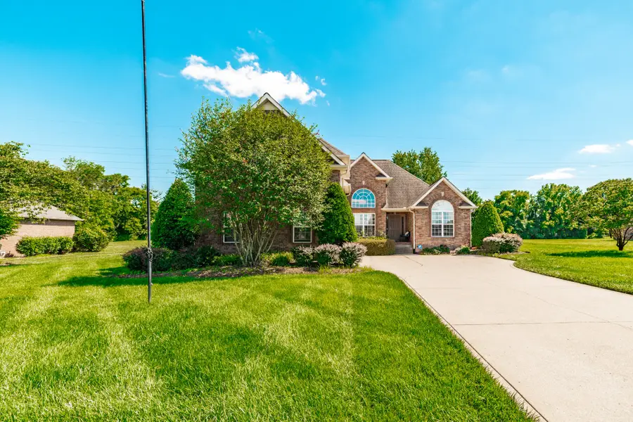 789 Starpoint Dr, Gallatin, TN 37066 - #2
