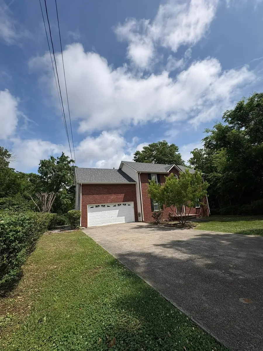 402 Pointe Clear Dr, Smyrna, TN 37167 - #2