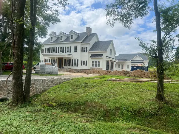 6747 Cool Springs Rd, Thompsons Station, TN 37179