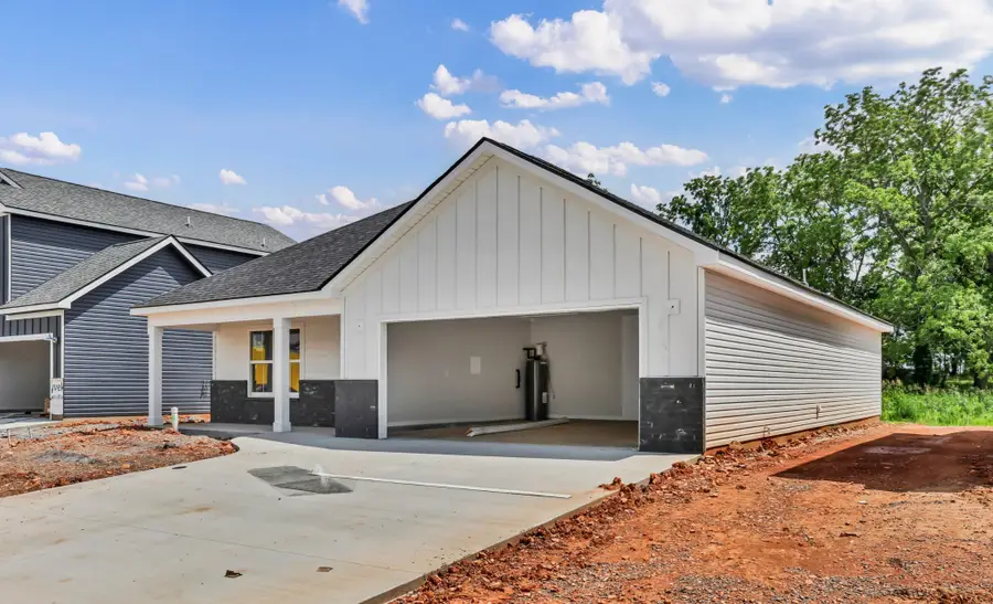 2677 Brewster Dr, Clarksville, TN 37042 - #3