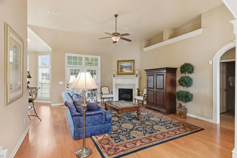 1097 Nealcrest Cir, Spring Hill, TN 37174 - #3