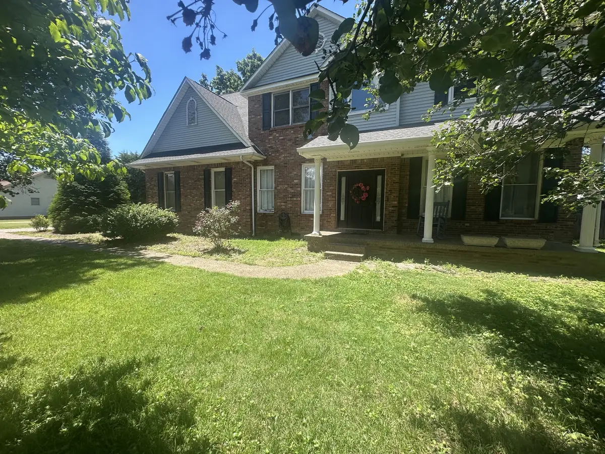 202 Quincy Dr, Hopkinsville, KY 42240 - #1