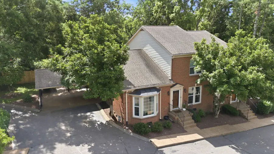 8 Sharonwood Dr, Nashville, TN 37215 - #3