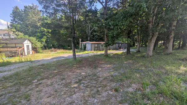 478 Sandhill Rd, La Vergne, TN 37086