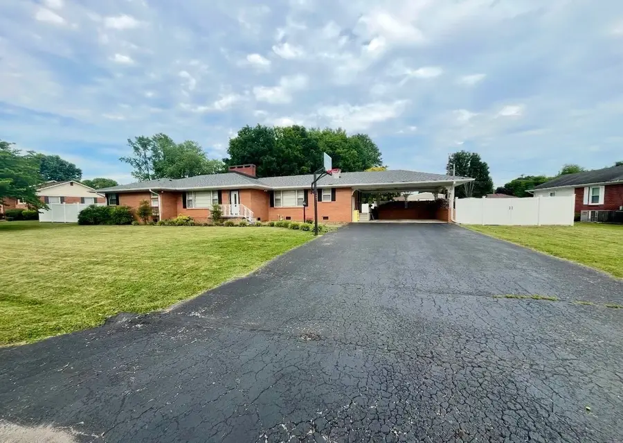 3424 Leland Cir, Hopkinsville, KY 42240 - #2