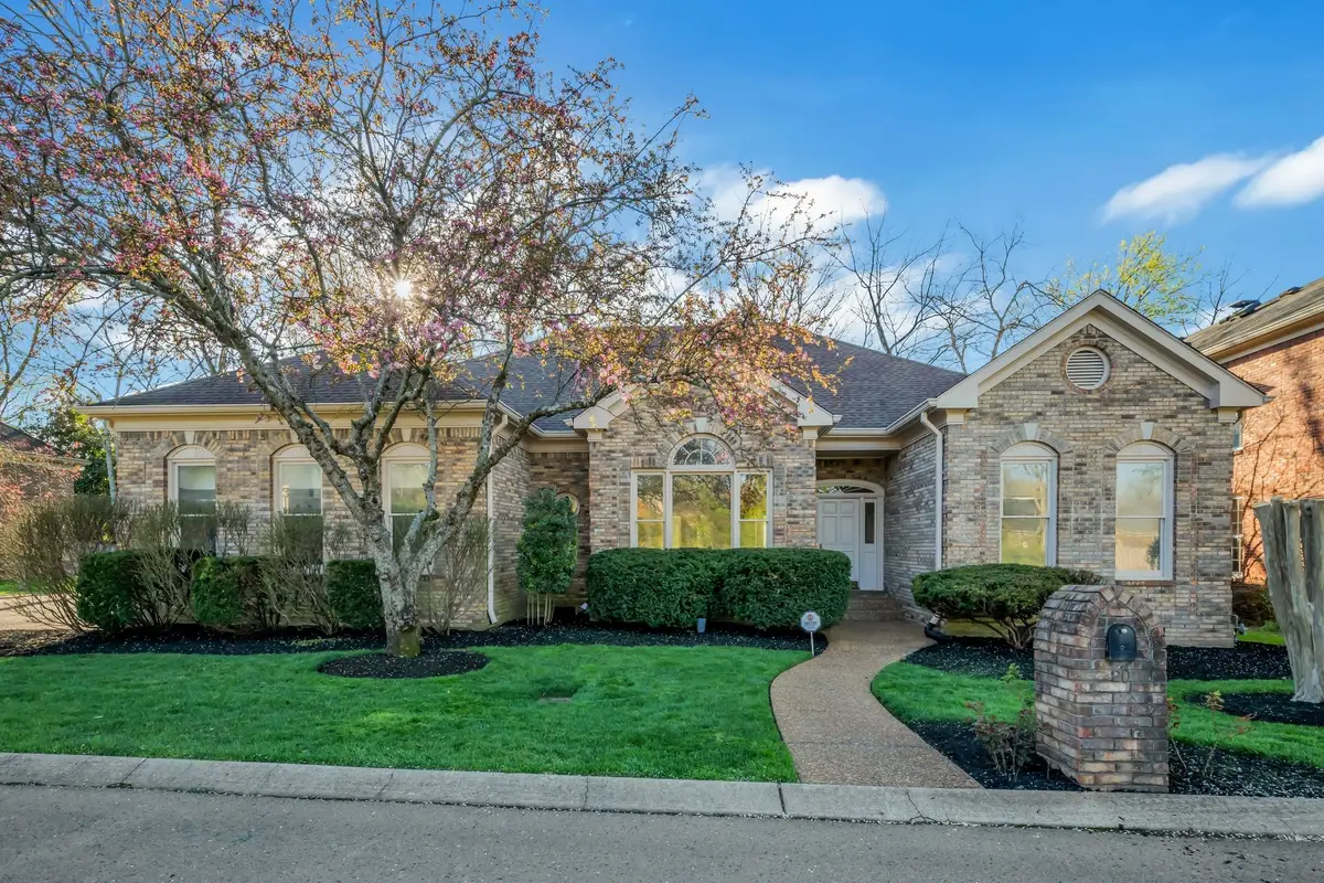 20 Lexington Green, Nashville, TN 37215 - #1