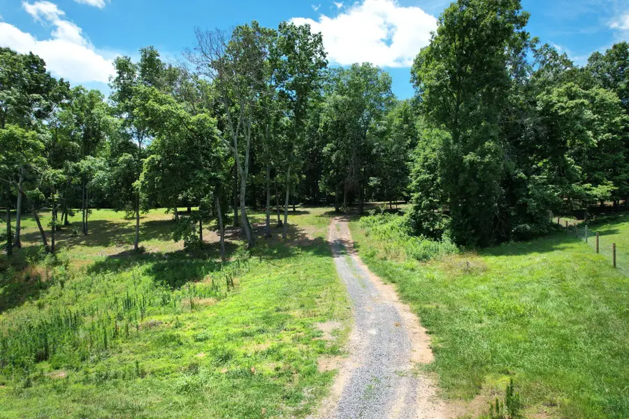 272 Hughes Road Se, Cleveland, TN 37323 - #3