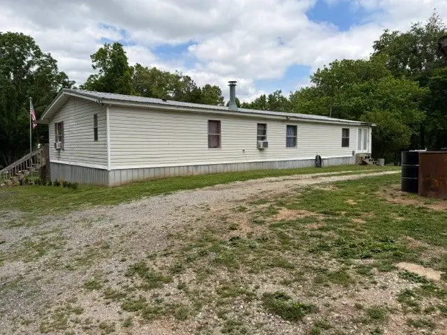 184 Edgewood Ln, Winchester, TN 37398 - #2
