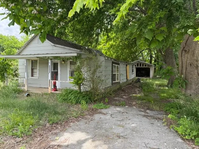 408 S Shephard St, Winchester, TN 37398 - #2