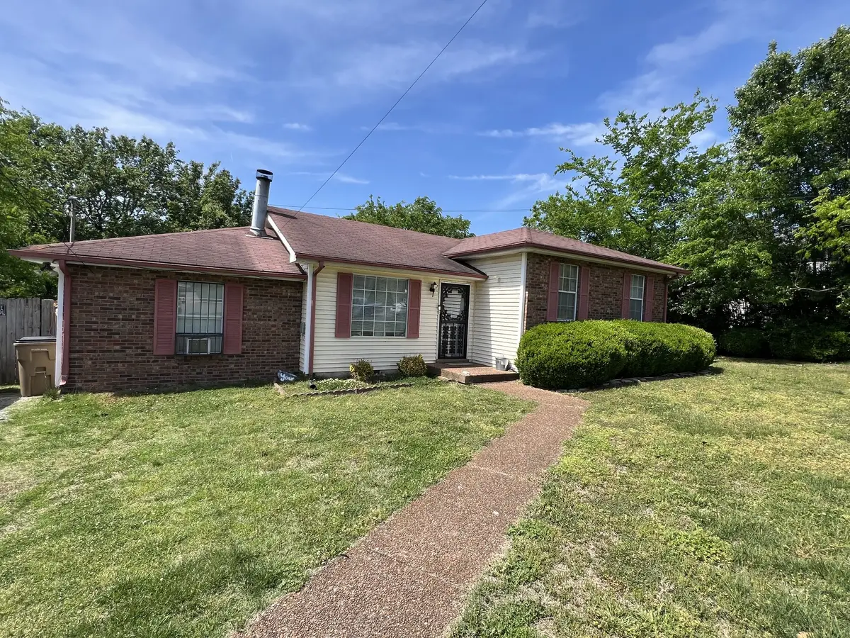 1236 Tuckahoe Dr, Nashville, TN 37207 - #1