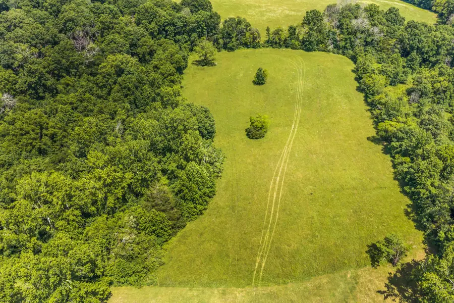 1204 Madison Creek Rd, Goodlettsville, TN 37072 - #2