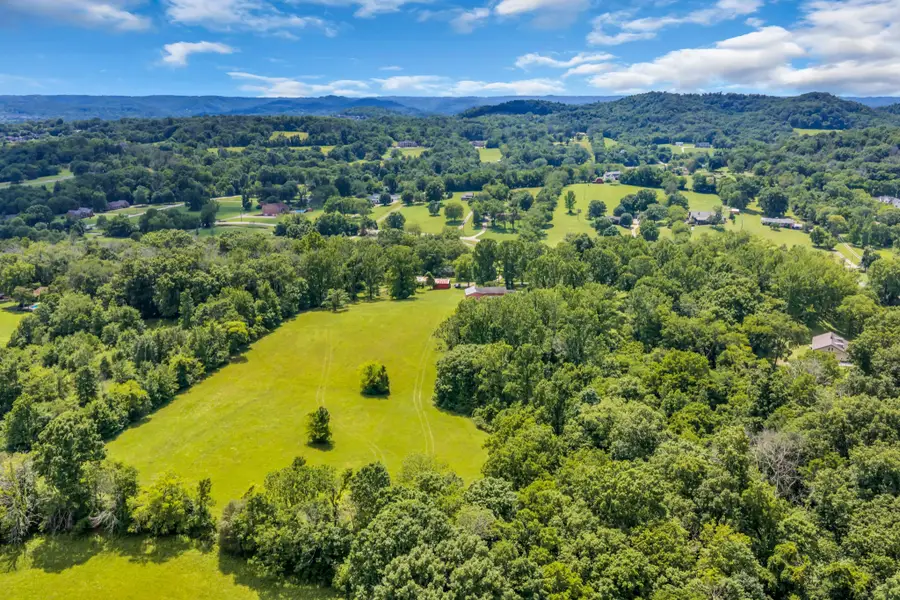 1204 Madison Creek Rd, Goodlettsville, TN 37072 - #3