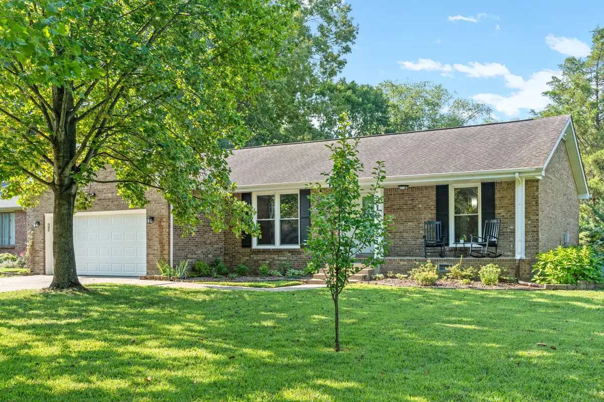 216 Millstone Cir, Clarksville, TN 37042 - #1