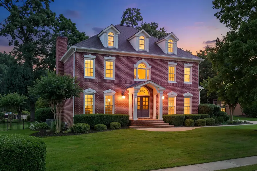 8005 Rosemere Way, Chattanooga, TN 37421 - #2
