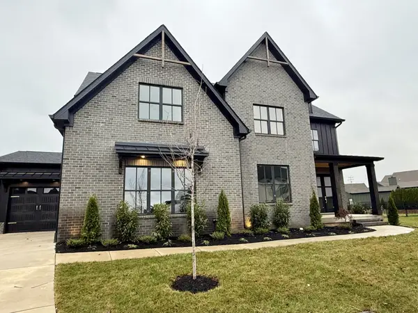 5732 Eaglemont Dr, Murfreesboro, TN 37129