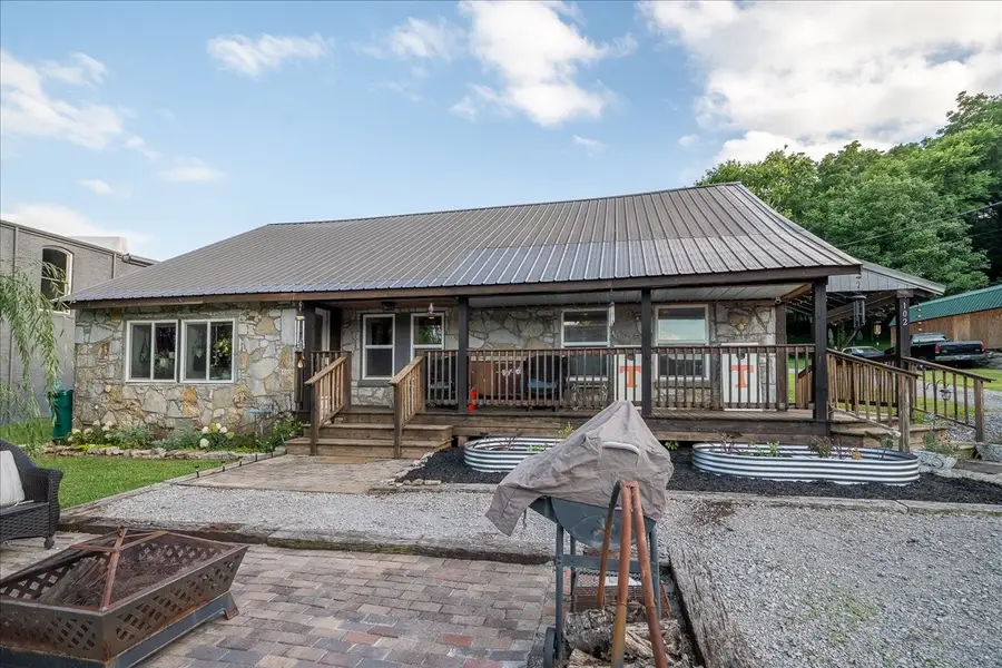 102 Church St, Petersburg, TN 37144 - #3