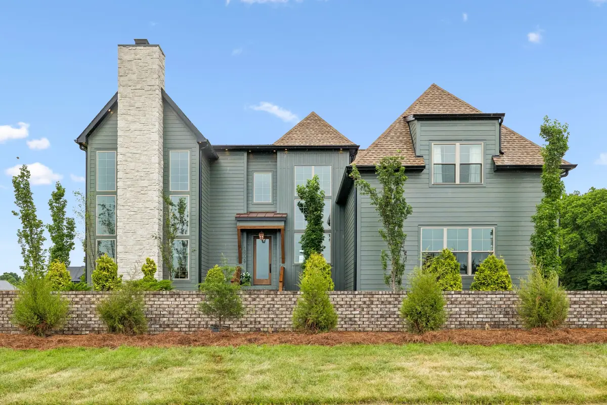 10729 Versailles Rd, Rockvale, TN 37153 - #1