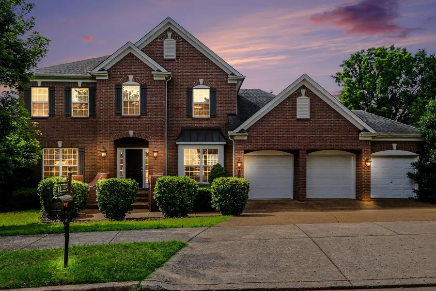 1214 Broadmoor Cir, Franklin, TN 37067 - #2
