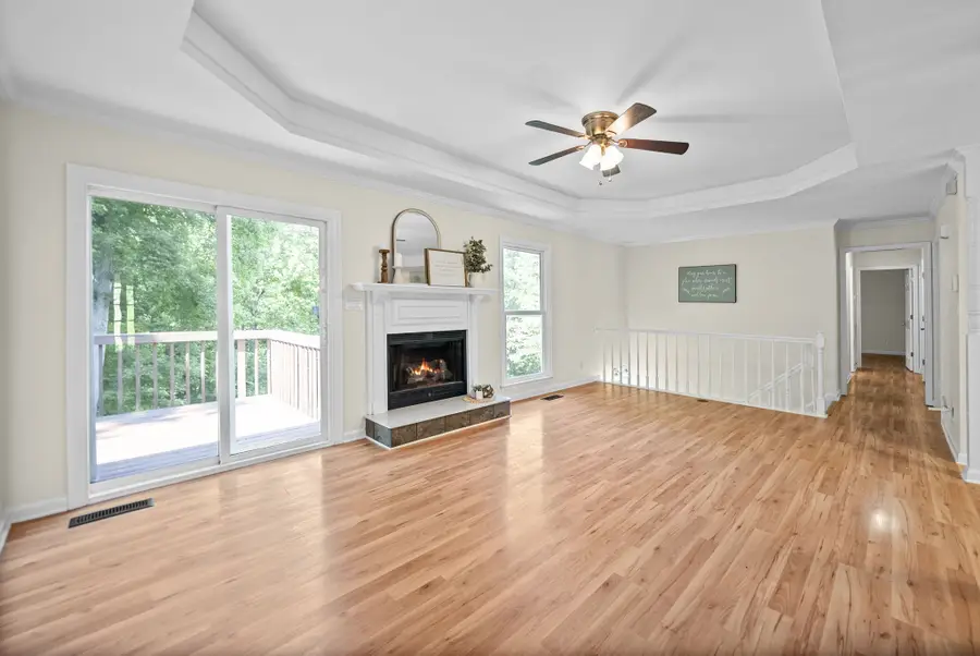 353 Deepwood Trl, Clarksville, TN 37042 - #2