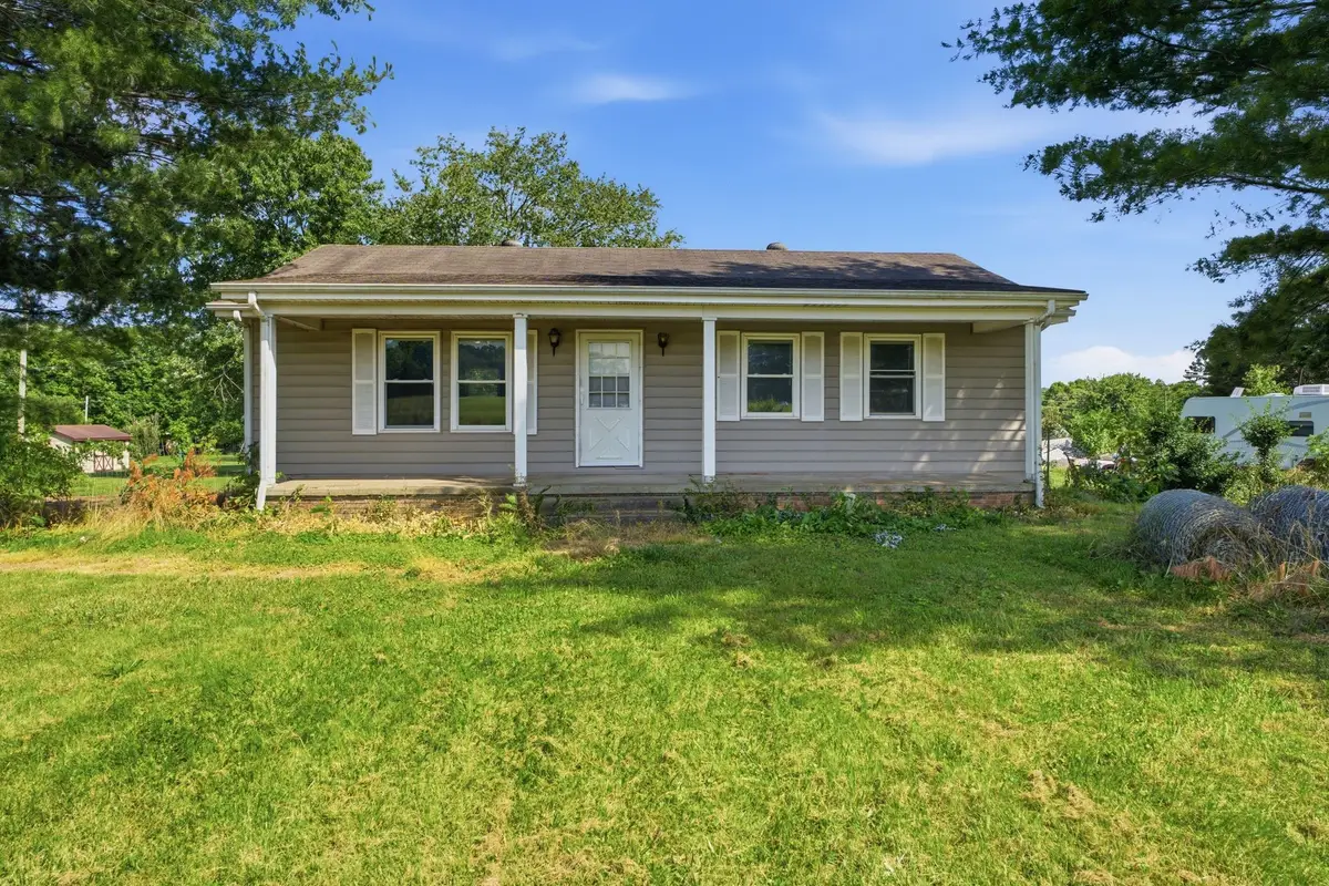 3520 31e Hwy, Bethpage, TN 37022 - #1