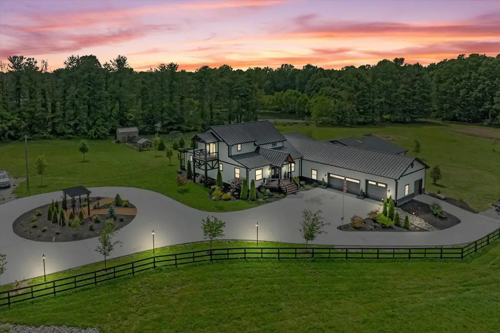 3358 Plateau Rd, Crossville, TN 38571 - #1
