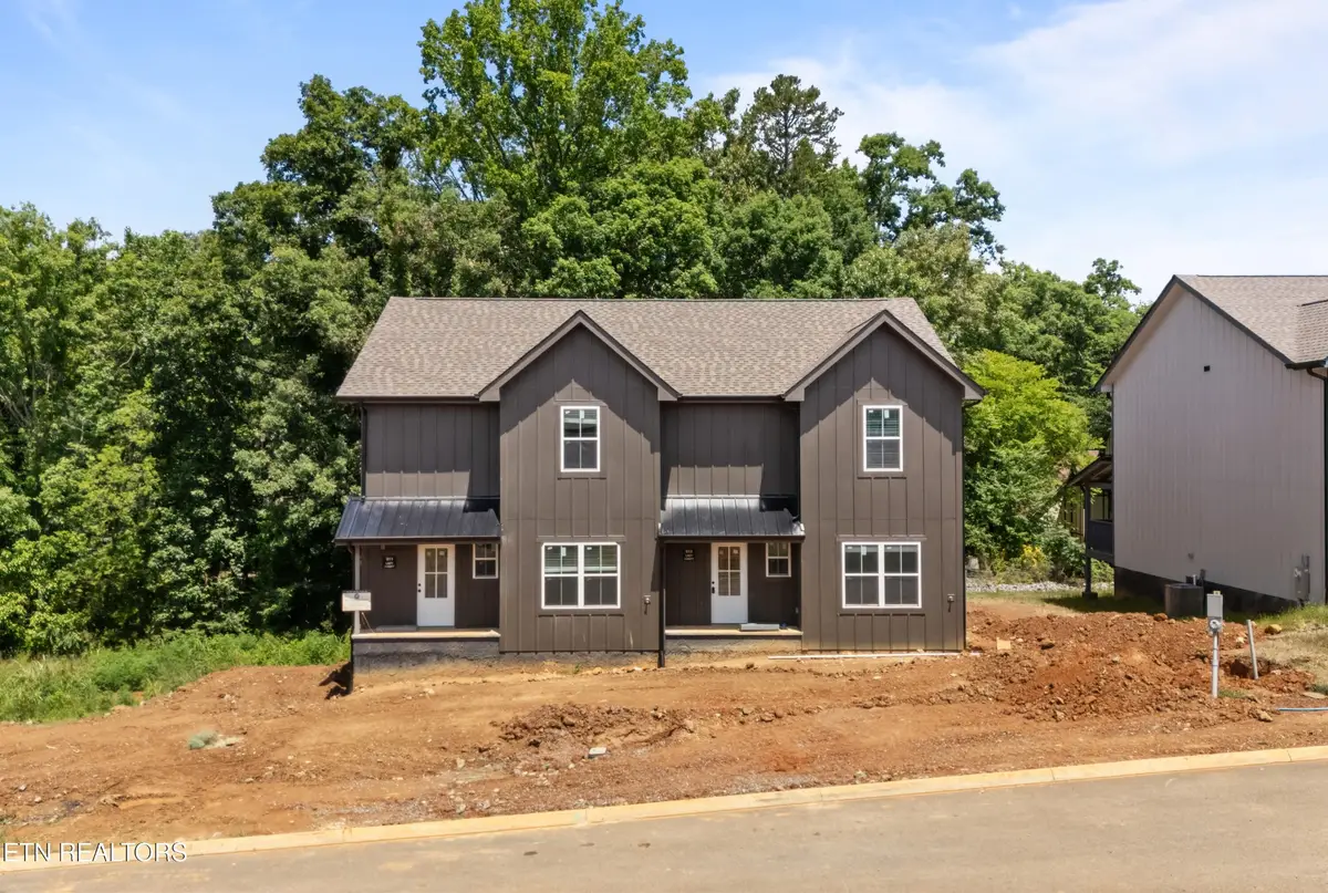 913 Lacy Ct, Sevierville, TN 37862 - #1