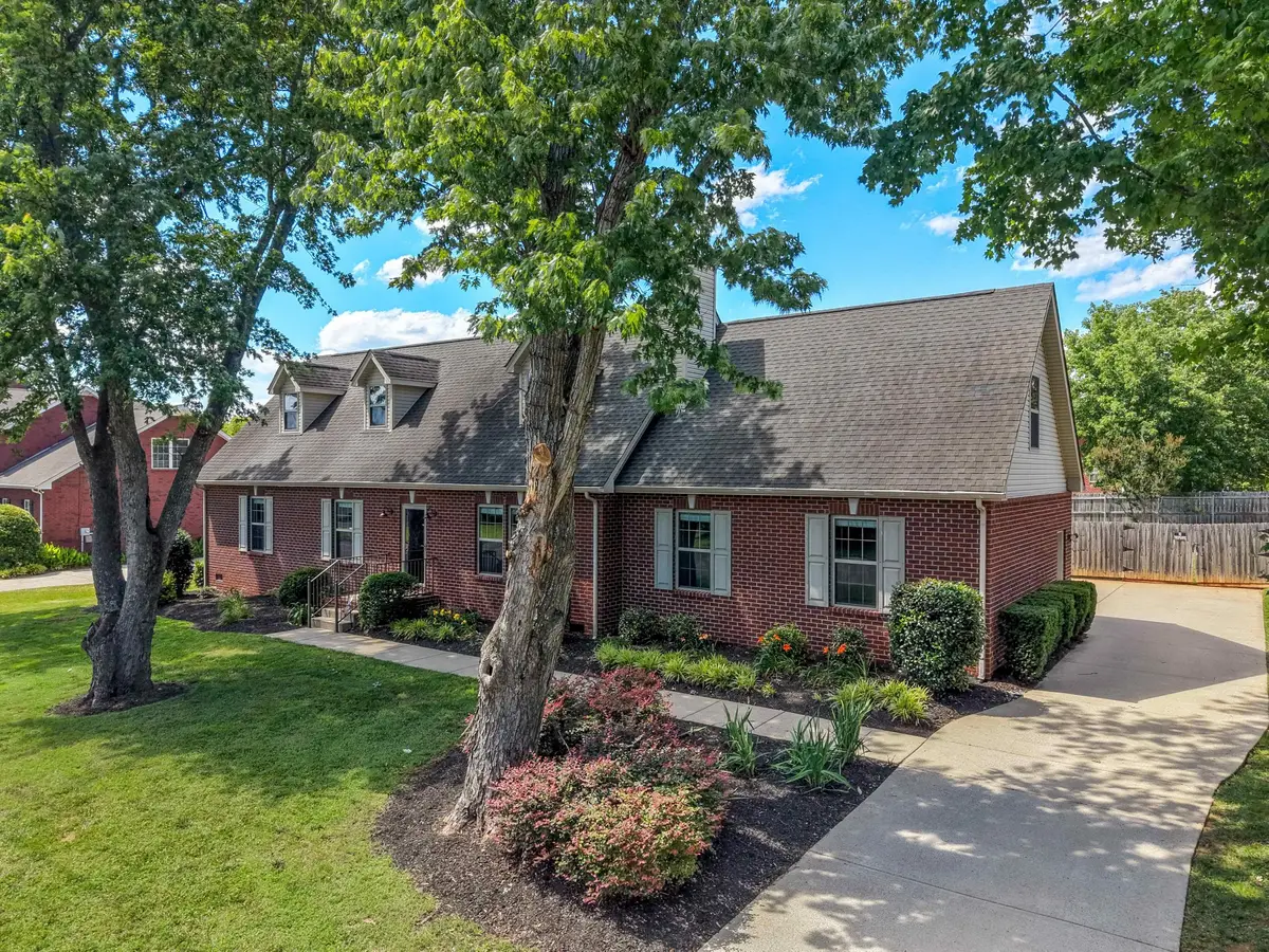 1318 Tomahawk Trce, Murfreesboro, TN 37129 - #1