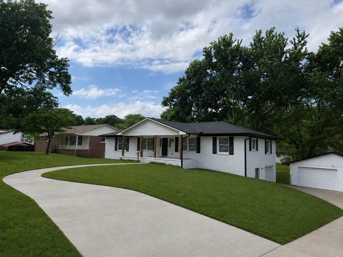 1610 Grandaddy Rd, Lawrenceburg, TN 38464 - #1