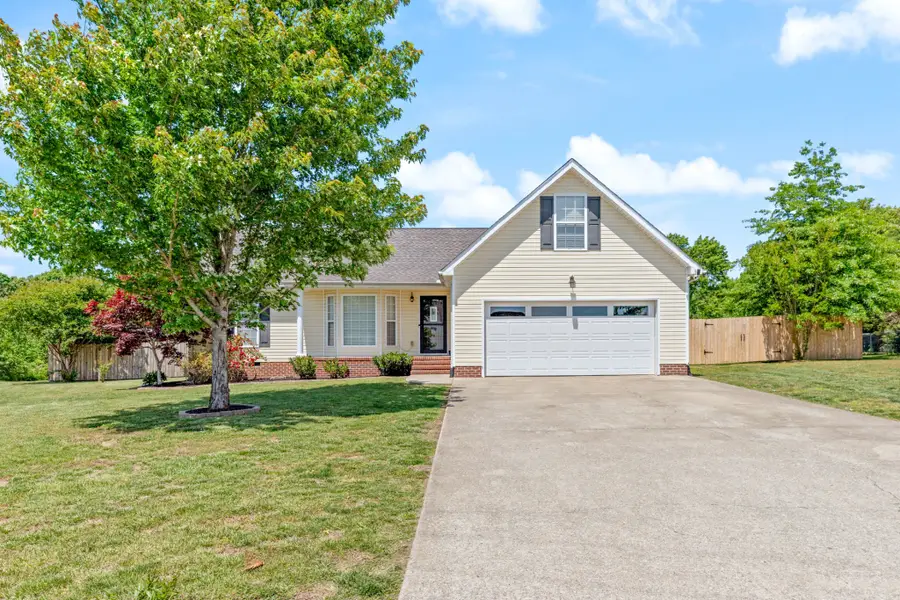 207 Coleman Dr, White Bluff, TN 37187 - #2