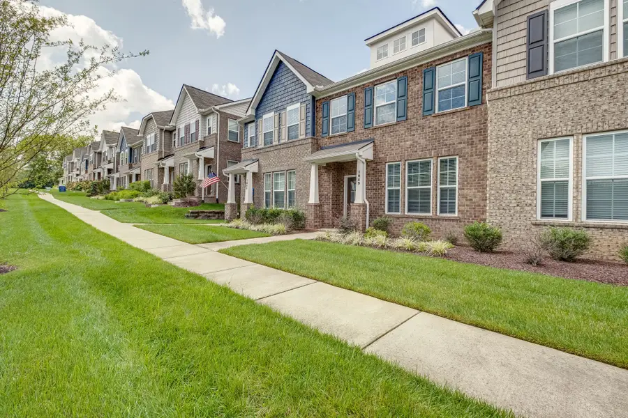 1049 Henley Pvt Ln, Gallatin, TN 37066 - #3