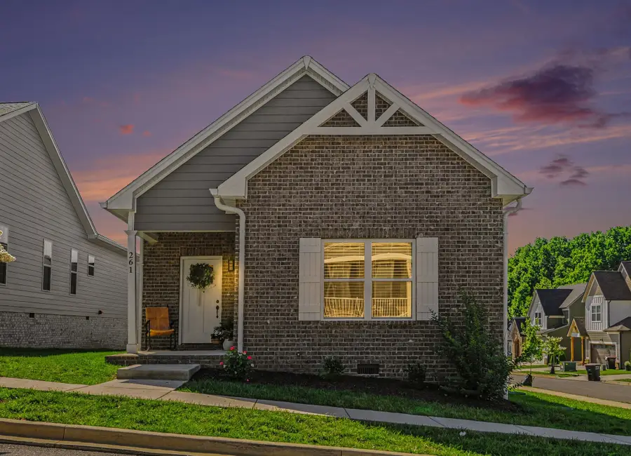 261 Franklin St, Pleasant View, TN 37146 - #3
