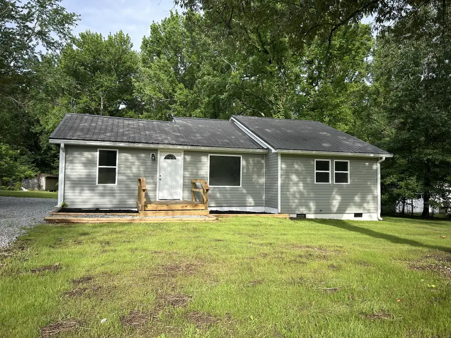 161 Post Oak Ave, Camden, TN 38320 - #2