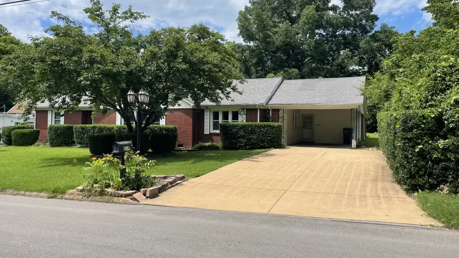 544 E Madison St, Pulaski, TN 38478 - #2