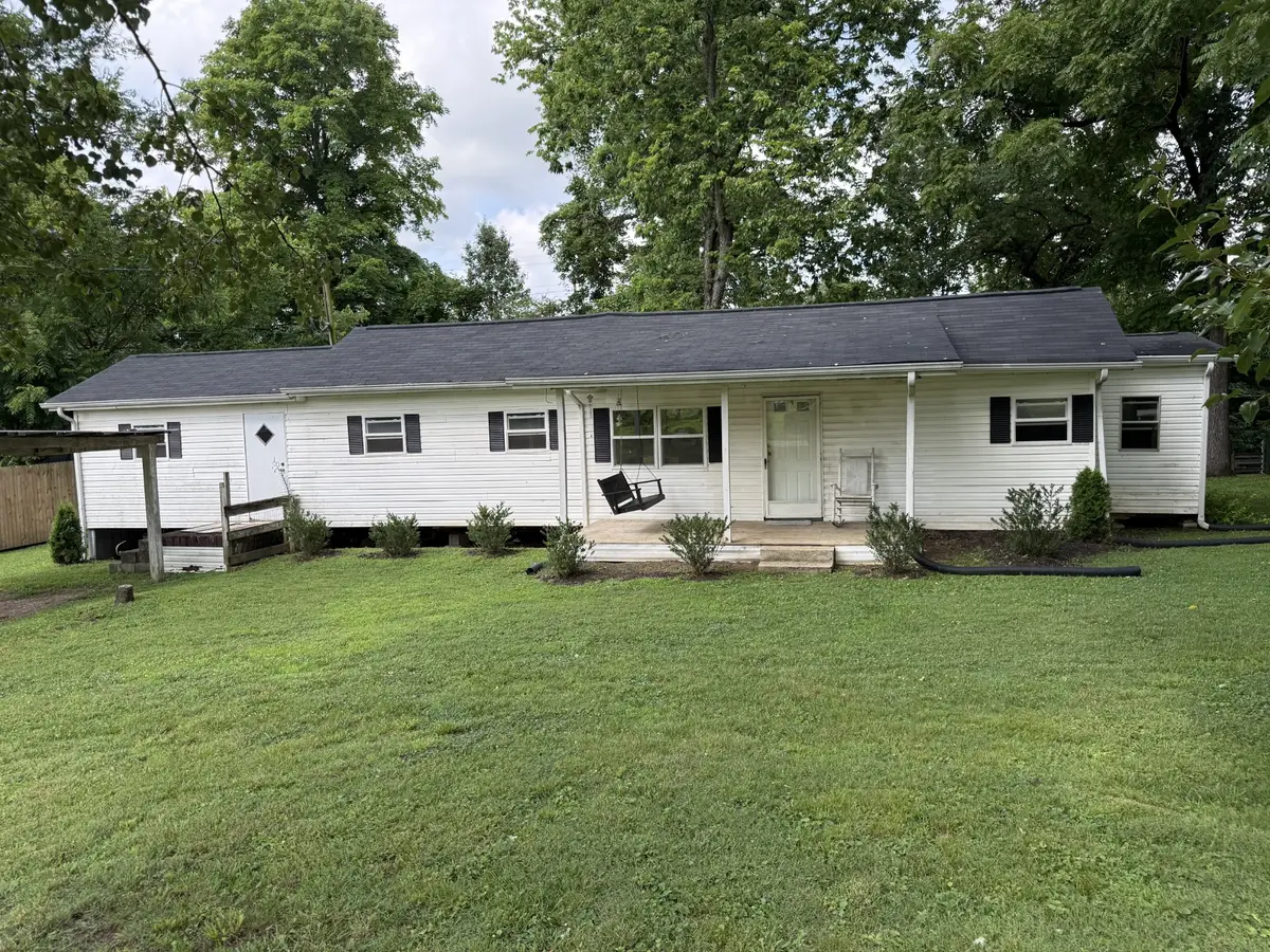 330 Rolling Acres Loop, Hartsville, TN 37074 - #1