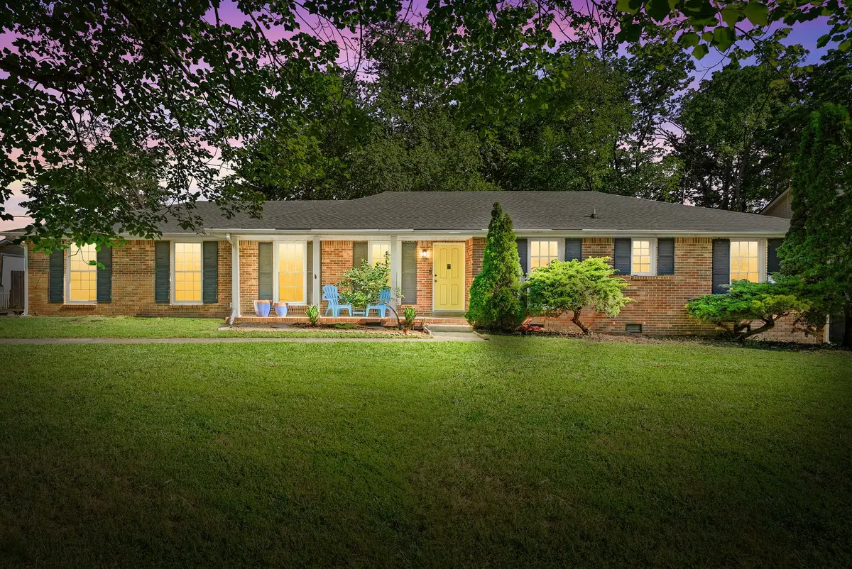 1534 Armistead Dr, Clarksville, TN 37042 - #1