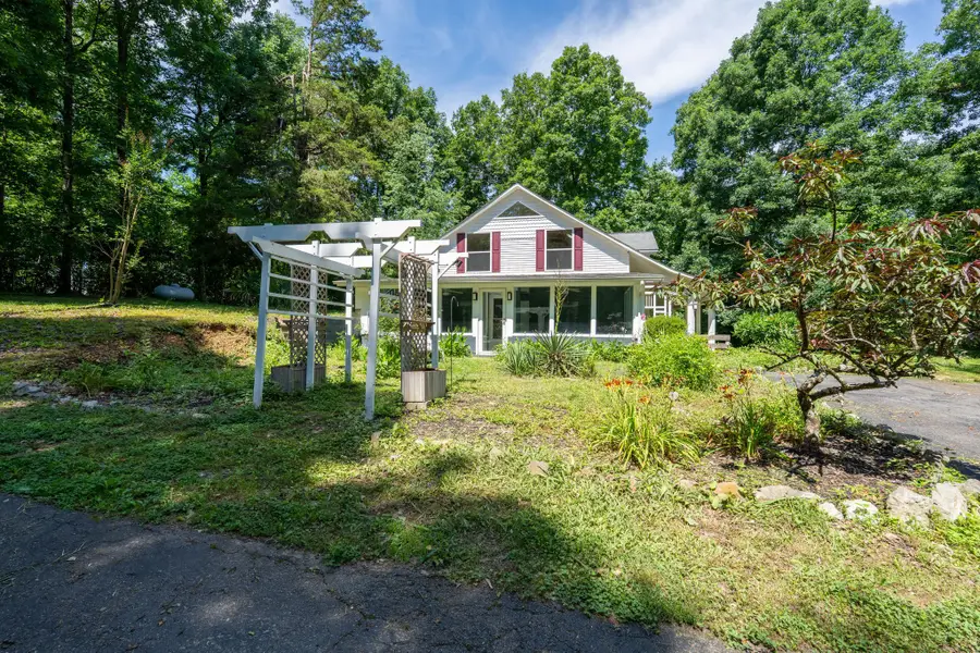 265 Roanoke Creek Rd, Collinwood, TN 38450 - #3