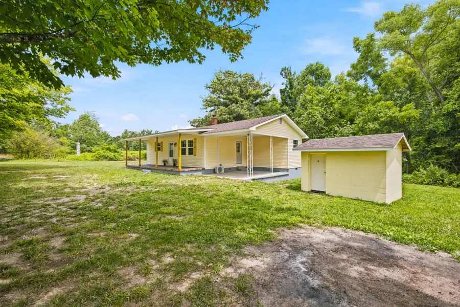 5530 Nashville Hwy, Deer Lodge, TN 37726 - #3